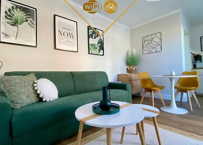 Studio Pour Deux Avec Terrasse Aux Portes De La Camargue