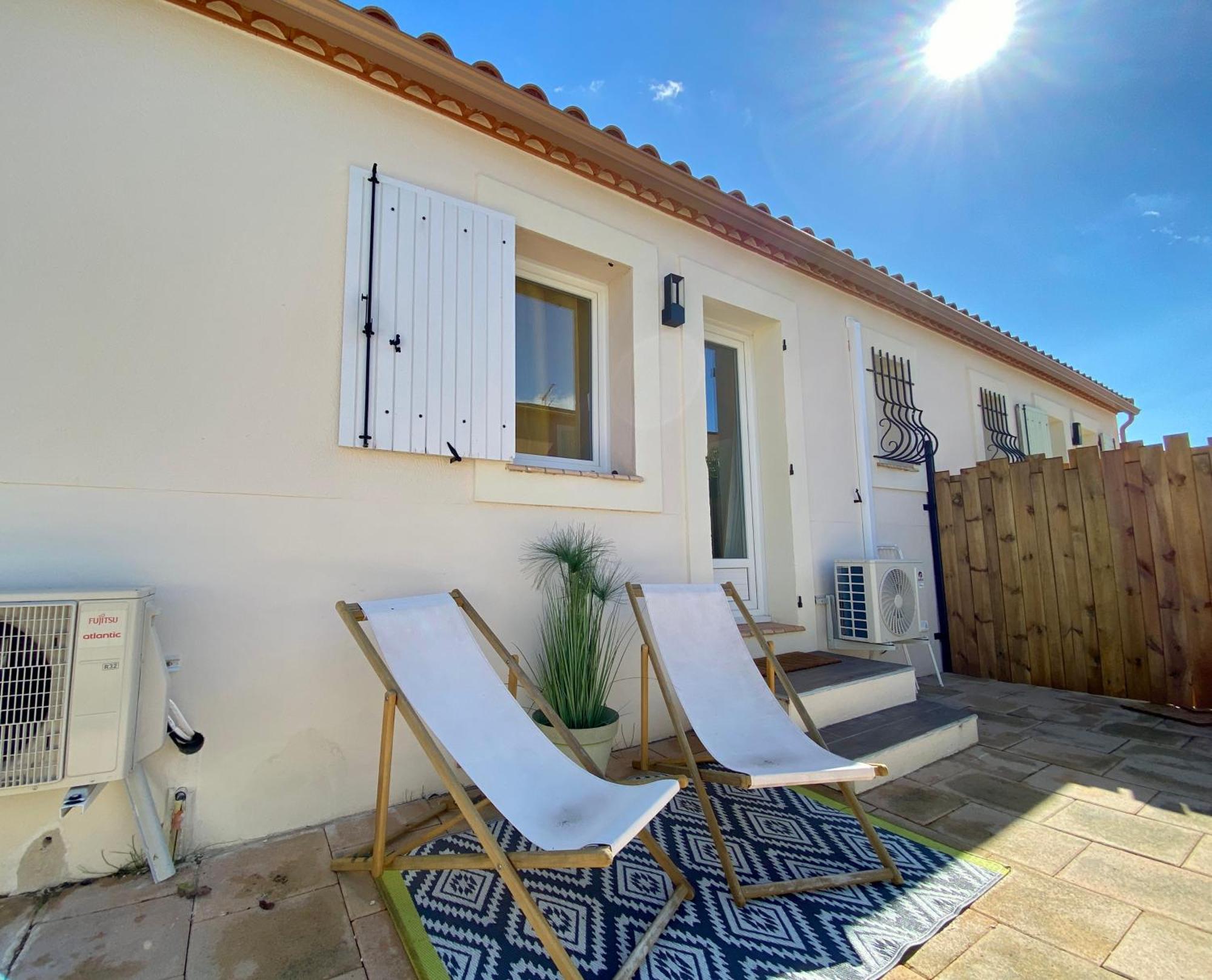 Pour Deux Avec Terrasse Aux Portes De La Camargue *