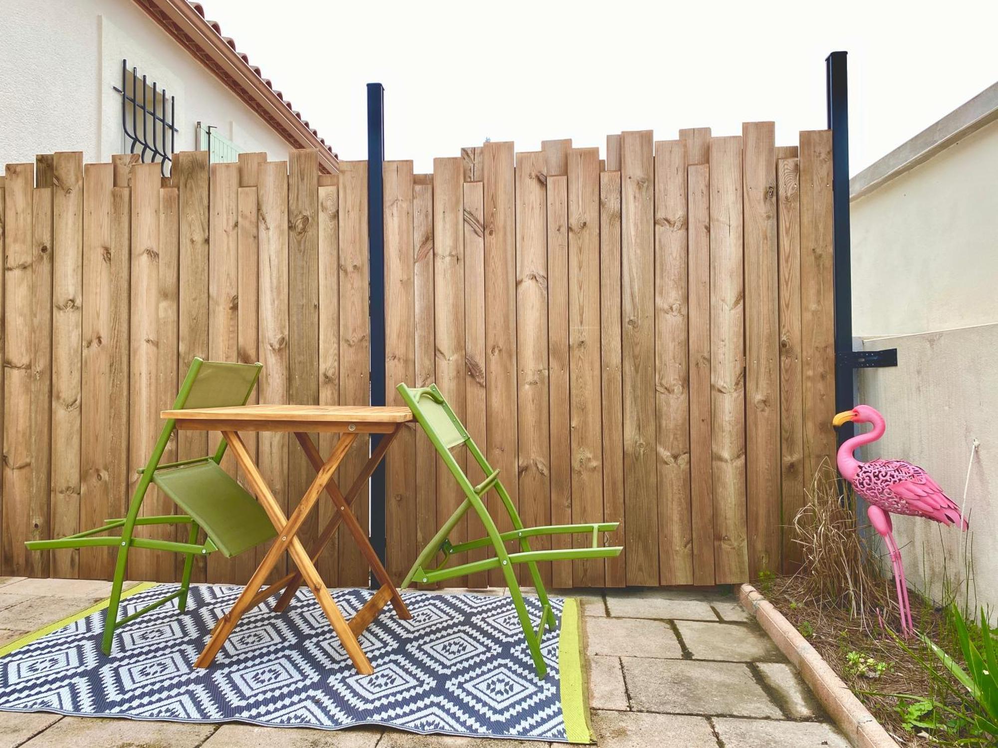 Pour Deux Avec Terrasse Aux Portes De La Camargue Aigues-Mortes